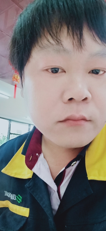 三哥哥的第一张照片--武汉相亲服务中心