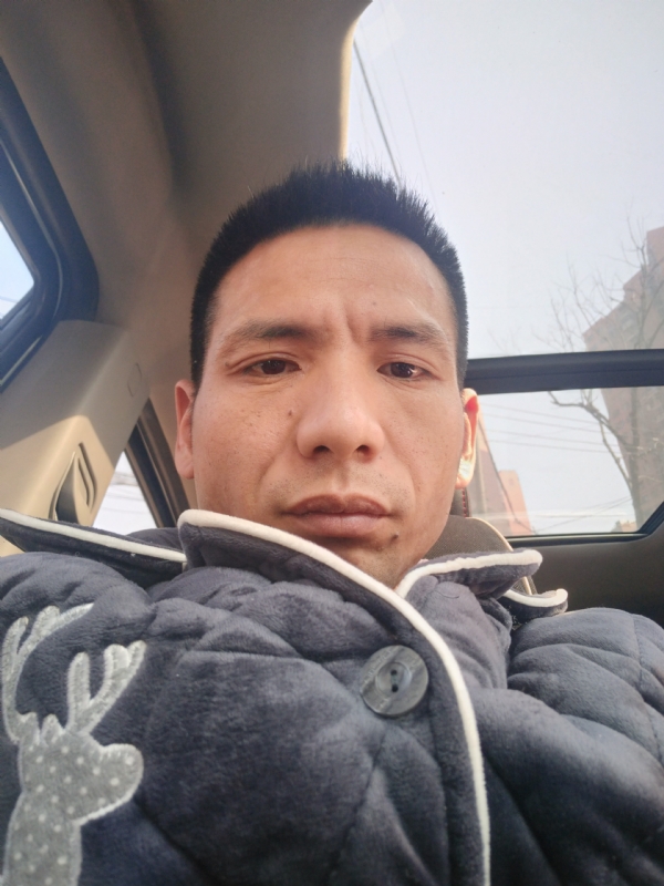 青春不长在的第一张照片--武汉相亲服务中心
