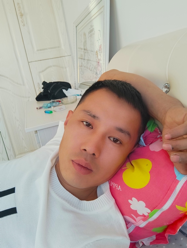 一个人的第一张照片--武汉相亲服务中心