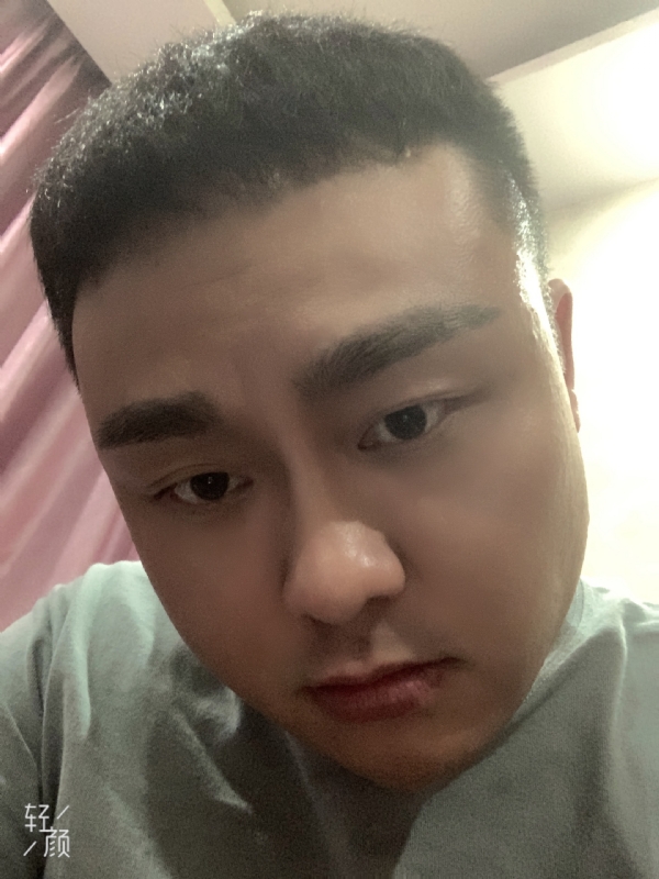 何为奈何的第二张照片--武汉相亲服务中心