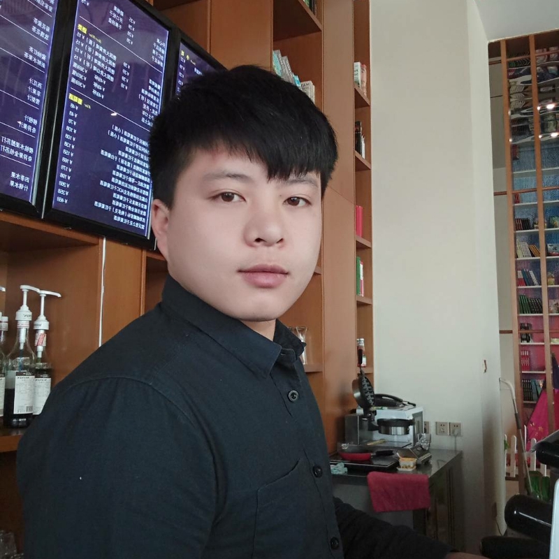 帅被人打的第一张照片--武汉相亲服务中心