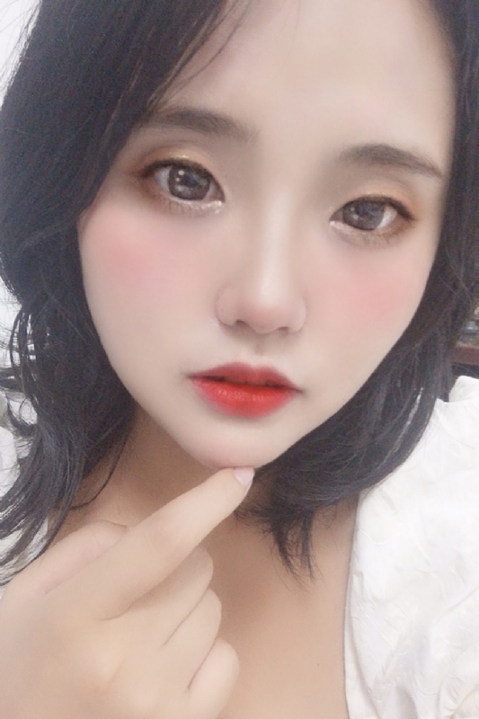 妮妮的第一张照片--武汉相亲服务中心