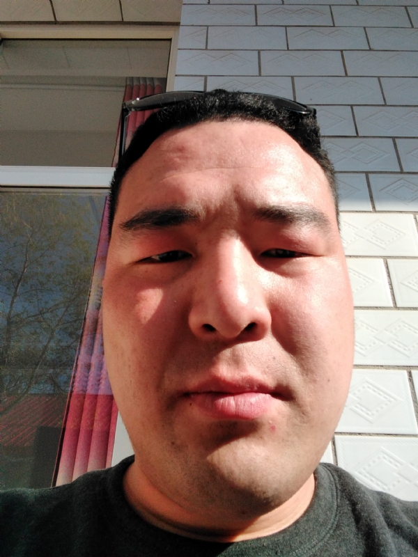一羽垂天的第三张照片--武汉相亲服务中心