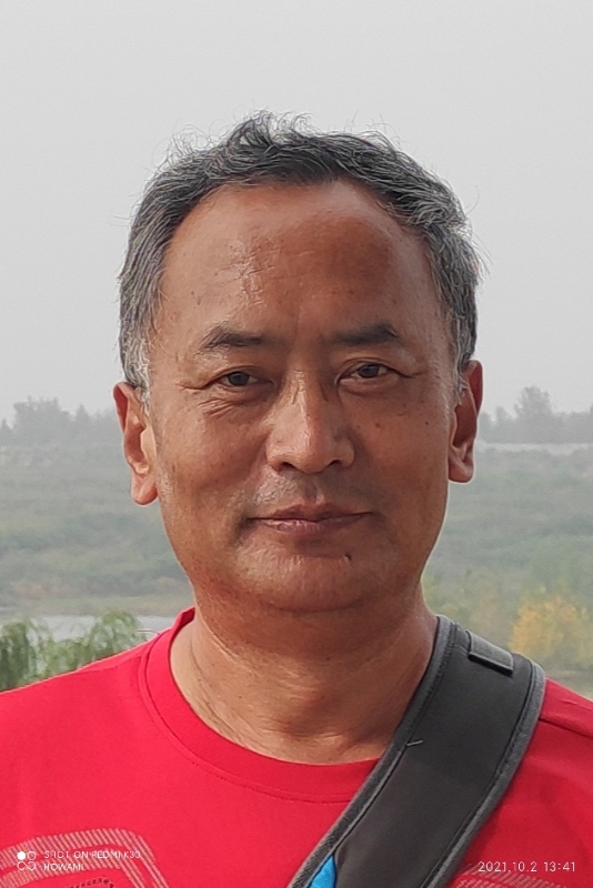 与你同行的第一张照片--武汉相亲服务中心
