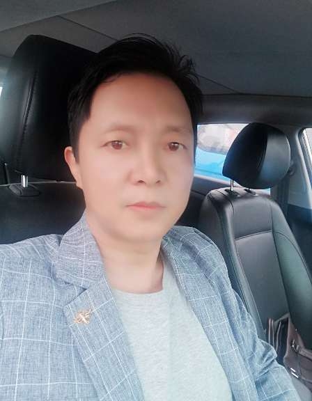 深蓝的第一张照片--武汉相亲服务中心