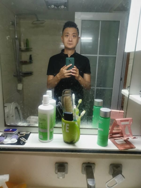 龙少的第一张照片--武汉相亲服务中心
