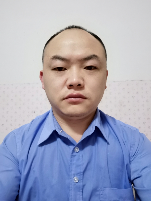 与子携老的第一张照片--武汉相亲服务中心