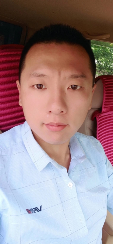 霄上的第一张照片--武汉相亲服务中心
