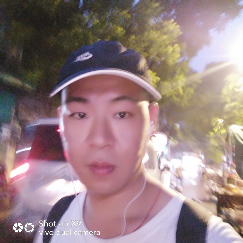 心跳男孩的第一张照片--武汉相亲服务中心