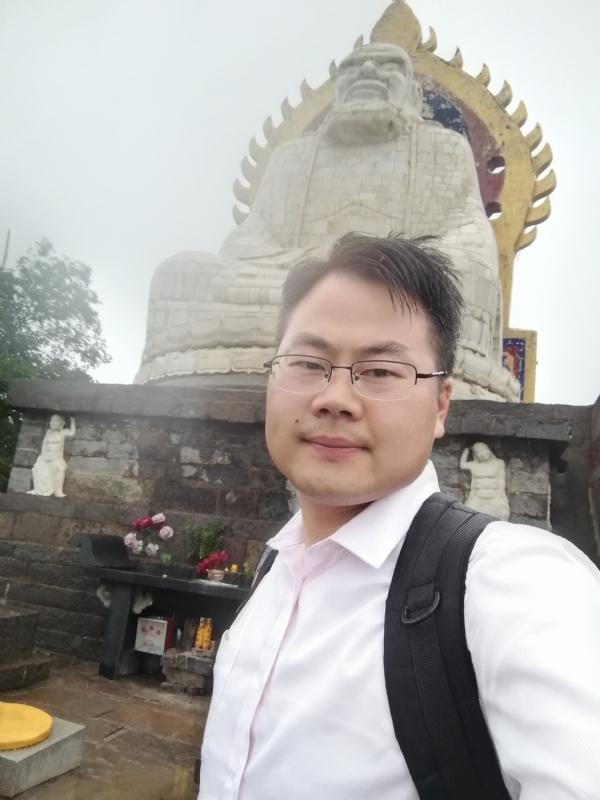 江洋党总顾问的第一张照片--武汉相亲服务中心