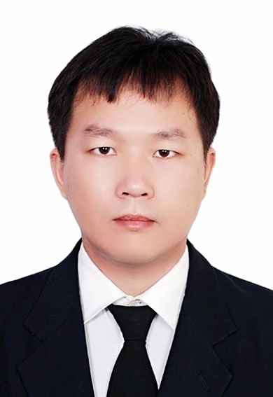 草帽借箭的第一张照片--武汉相亲服务中心