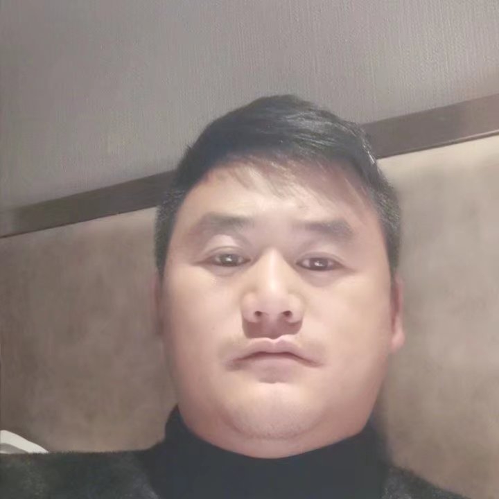 奔跑的第一张照片--武汉相亲服务中心