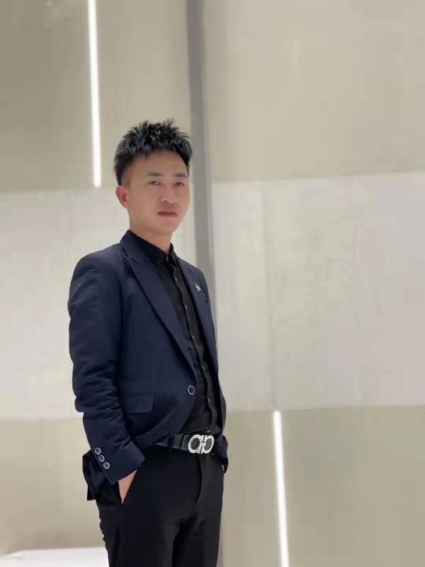 宋定鸿的第一张照片--武汉相亲服务中心