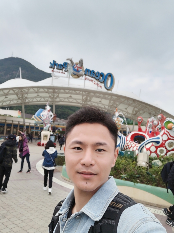 伸手摘星星的第一张照片--武汉相亲服务中心