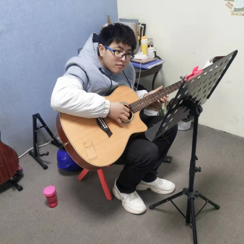 连城诀的第一张照片--武汉相亲服务中心