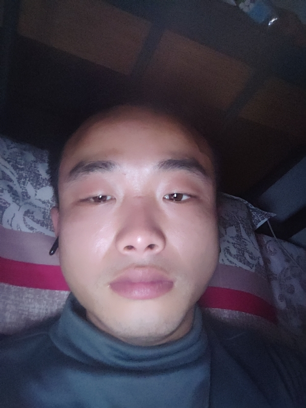 偏爱的第一张照片--武汉相亲服务中心