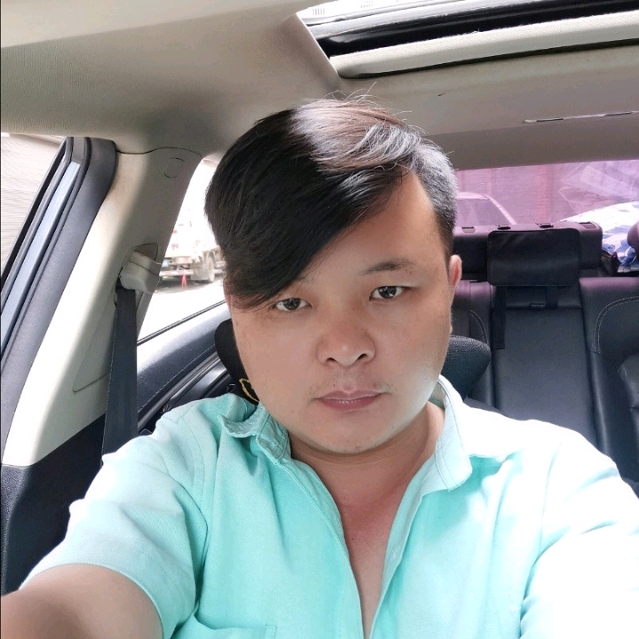 想家大黄蜂的第一张照片--武汉相亲服务中心