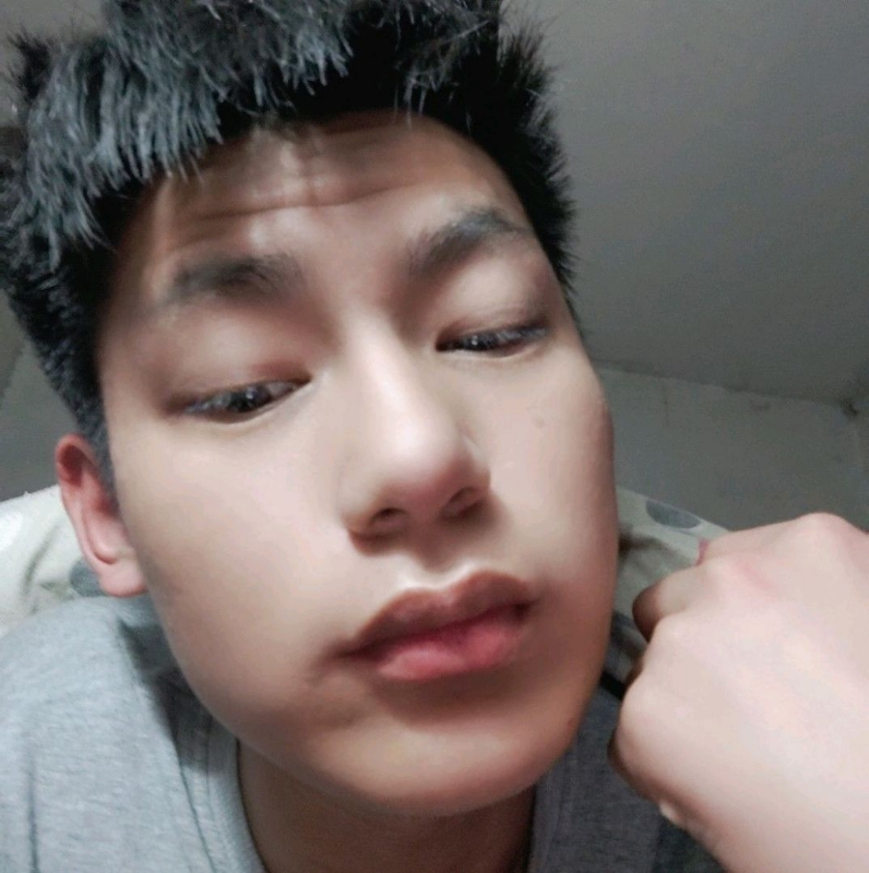 路长慢慢走的第一张照片--武汉相亲服务中心
