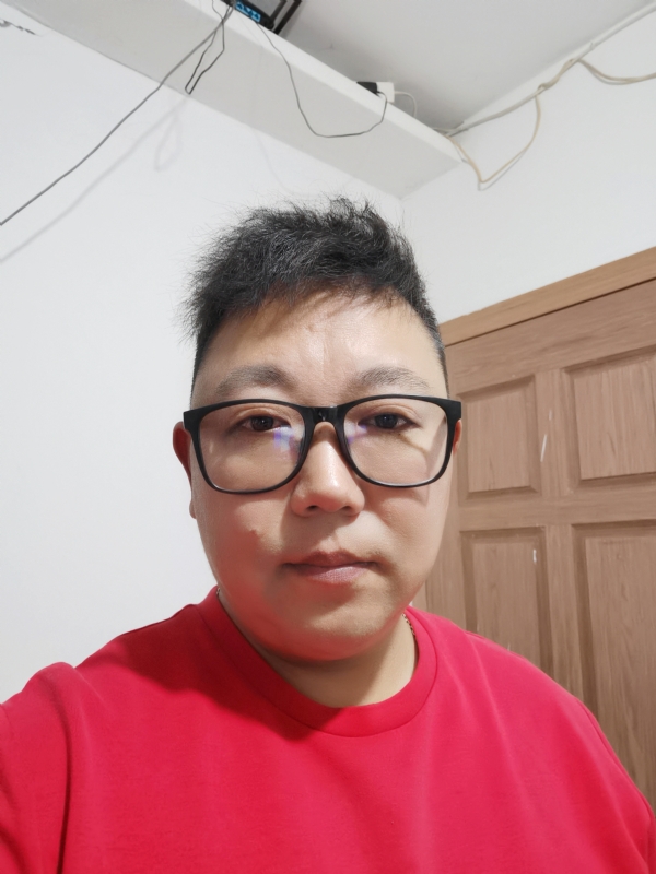 开山的第一张照片--武汉相亲服务中心