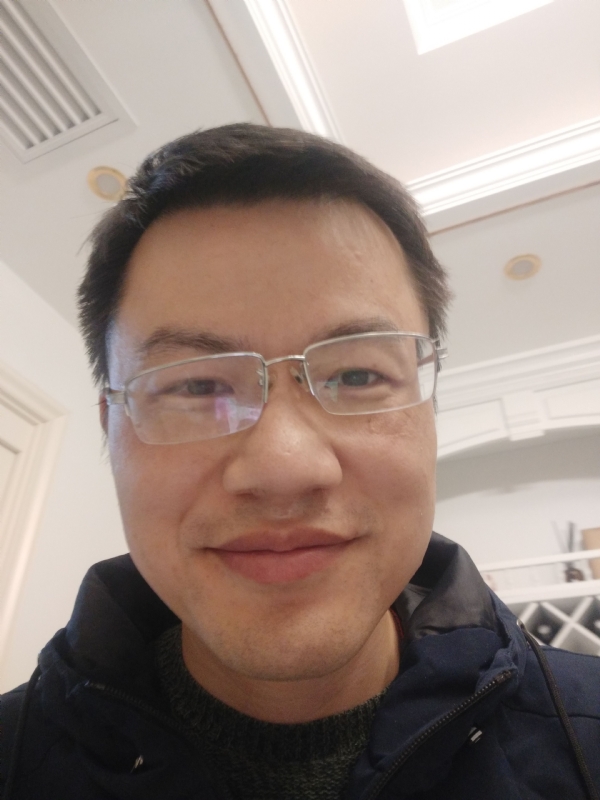 翔翔的第一张照片--武汉相亲服务中心
