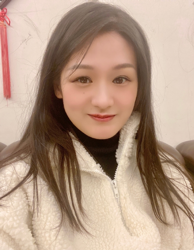 盧盈穎的第二张照片--武汉相亲服务中心