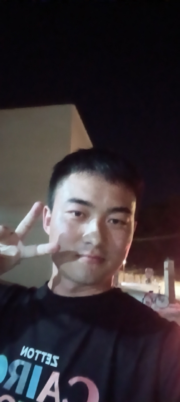 逆光的第二张照片--武汉相亲服务中心