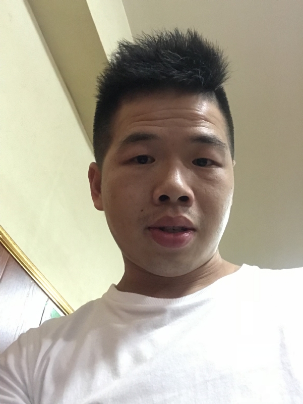 爱请简单点的第一张照片--武汉相亲服务中心