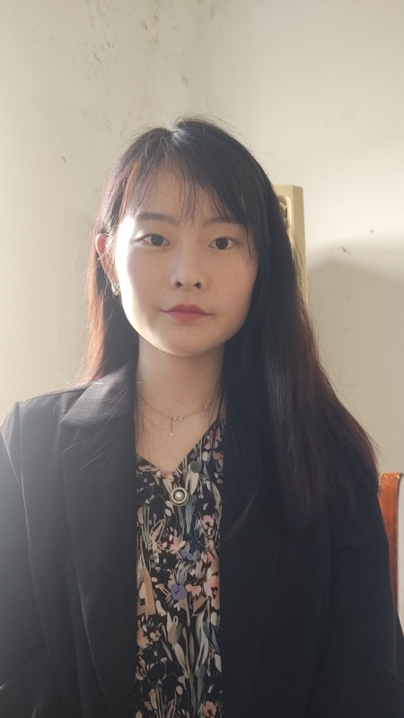 啾啾儿的第一张照片--武汉相亲服务中心