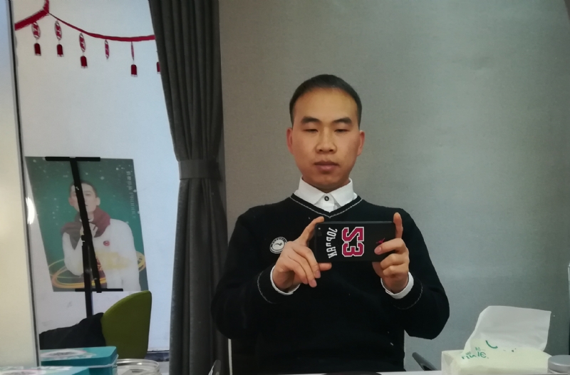 恬淡的第一张照片--武汉相亲服务中心