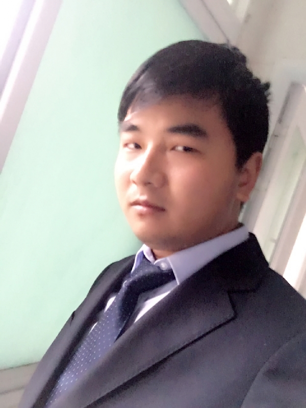 殷勤的王子的第一张照片--武汉相亲服务中心