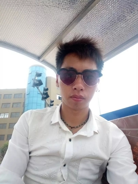 寻缘的第一张照片--武汉相亲服务中心