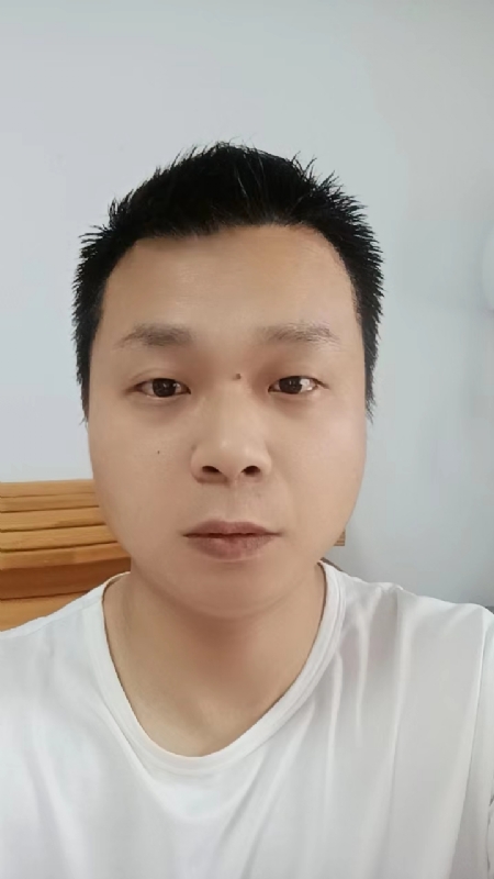 阳光的第一张照片--武汉相亲服务中心