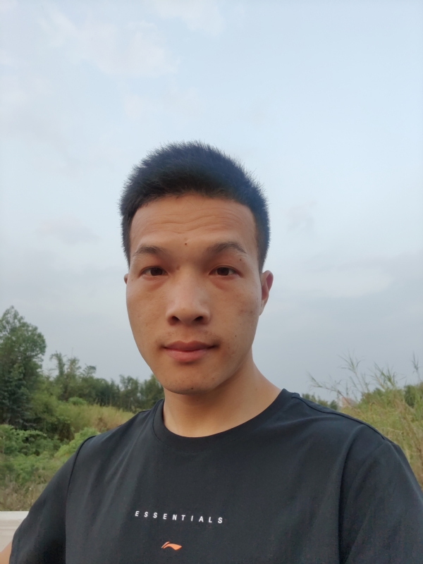 大龙的第一张照片--武汉相亲服务中心