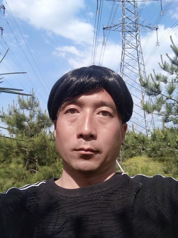 鹏友的第一张照片--武汉相亲服务中心
