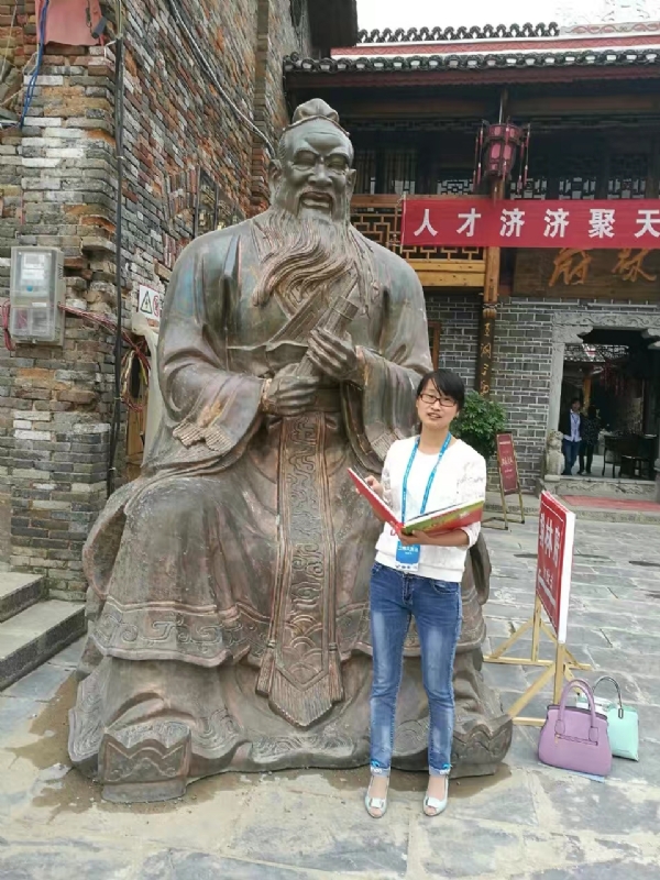 过眼云烟的第一张照片--武汉相亲服务中心