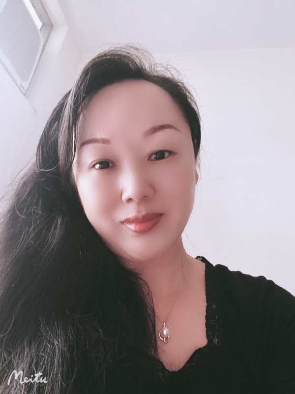 梅子的第一张照片--武汉相亲服务中心