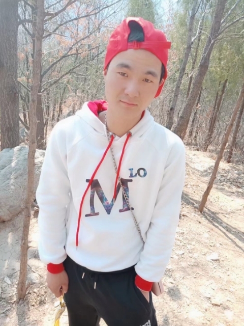 天赐人生的第一张照片--武汉相亲服务中心