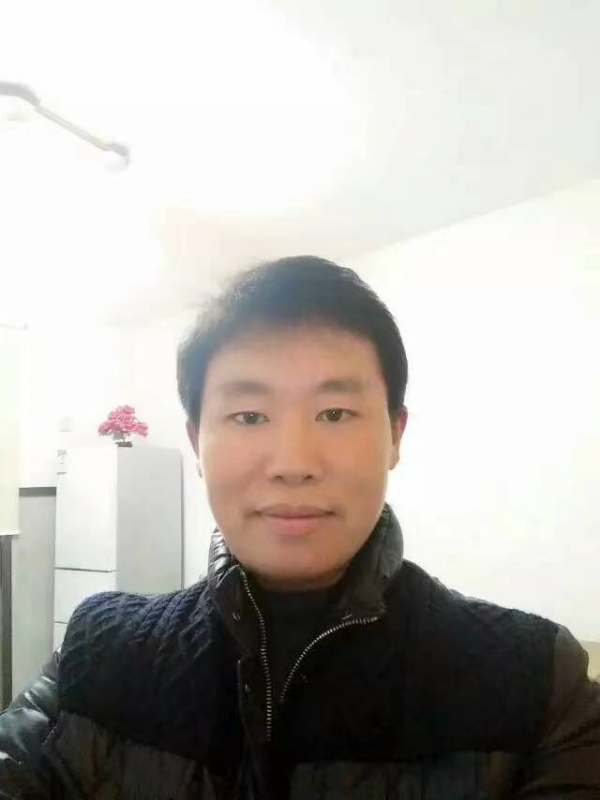 擎天柱的第一张照片--武汉相亲服务中心
