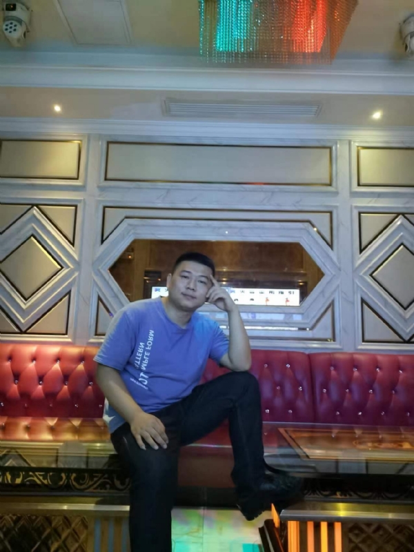 黄生的第四张照片--武汉相亲服务中心