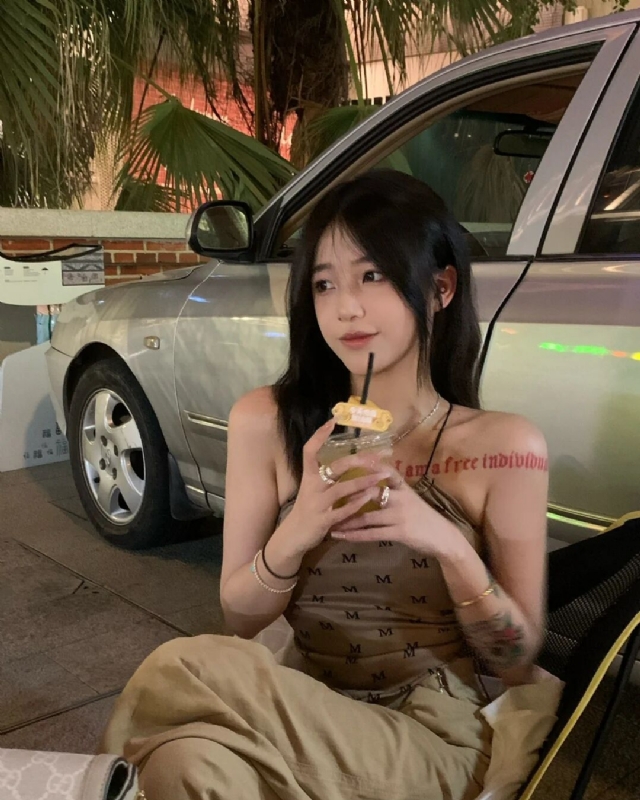 娜娜的第一张照片--武汉相亲服务中心