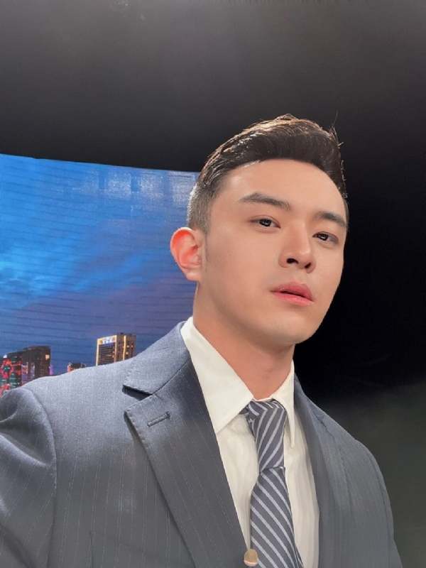 韩哥的第二张照片--武汉相亲服务中心