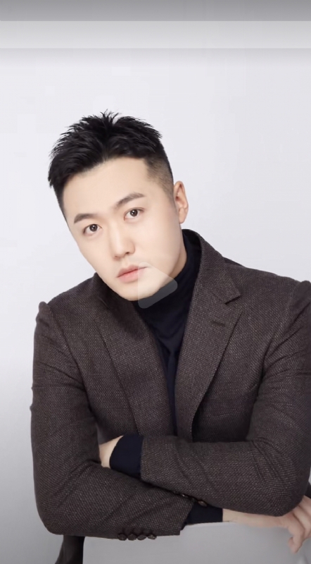 杨天枭的第三张照片--武汉相亲服务中心