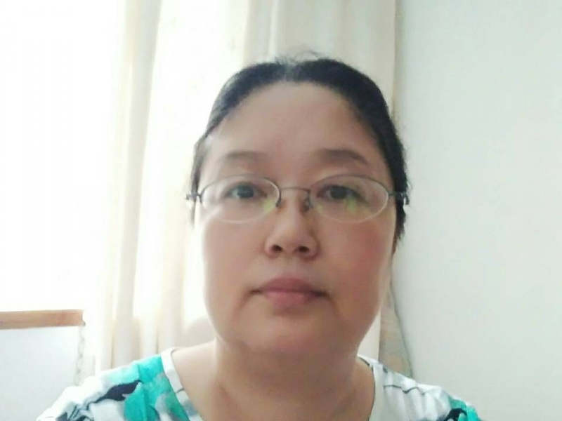 雨中漫步的第二张照片--武汉相亲服务中心