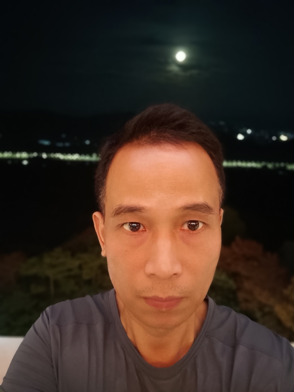 辉哥的第一张照片--武汉相亲服务中心
