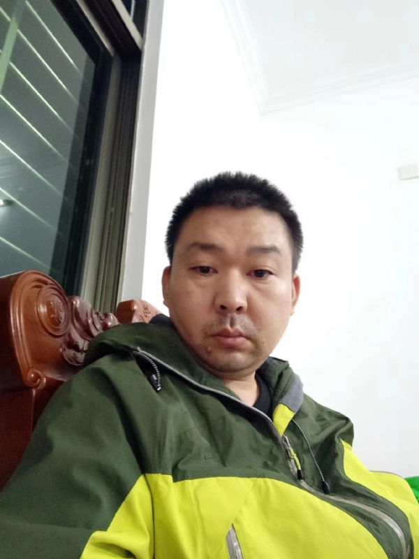 阿汤的第一张照片--武汉相亲服务中心