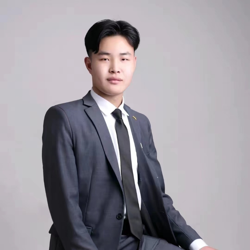 孤独的狼的第一张照片--武汉相亲服务中心