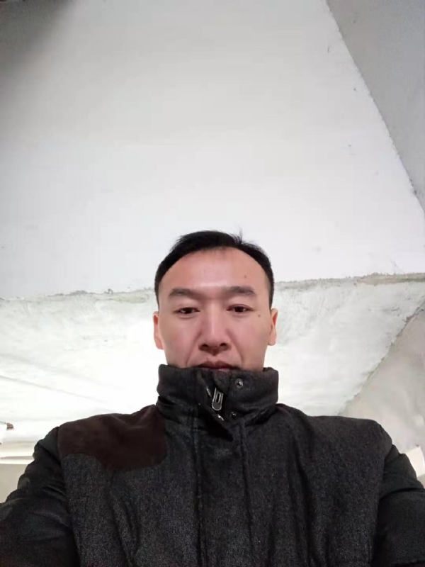 孤狼的第一张照片--武汉相亲服务中心