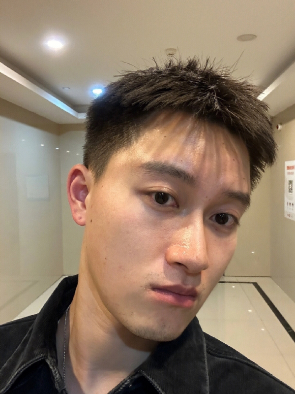 月光之下的第一张照片--武汉相亲服务中心