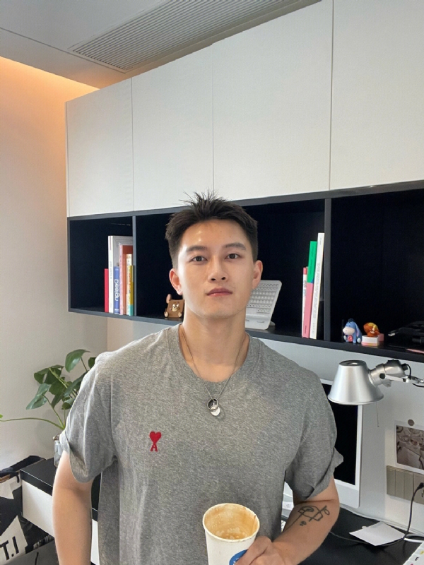 月光之下的第二张照片--武汉相亲服务中心