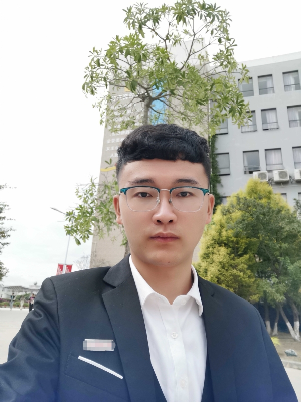毓文的第一张照片--武汉相亲服务中心